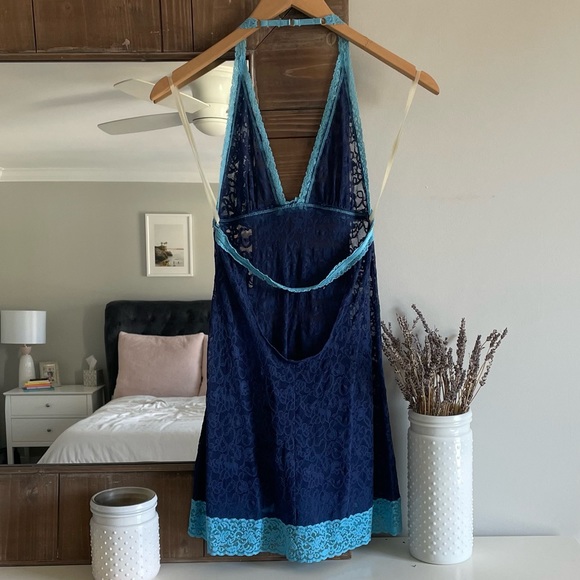 Victoria’s Secret Lingerie The Lacie Navy Aqua Stretch Lace Halter Slip Chemise - Picture 2 of 7